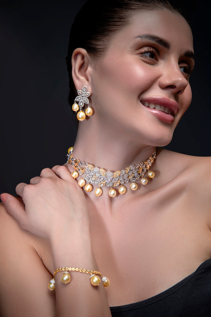 Sunlit Grace Choker