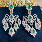 Load image into Gallery viewer, Svelte Earrings