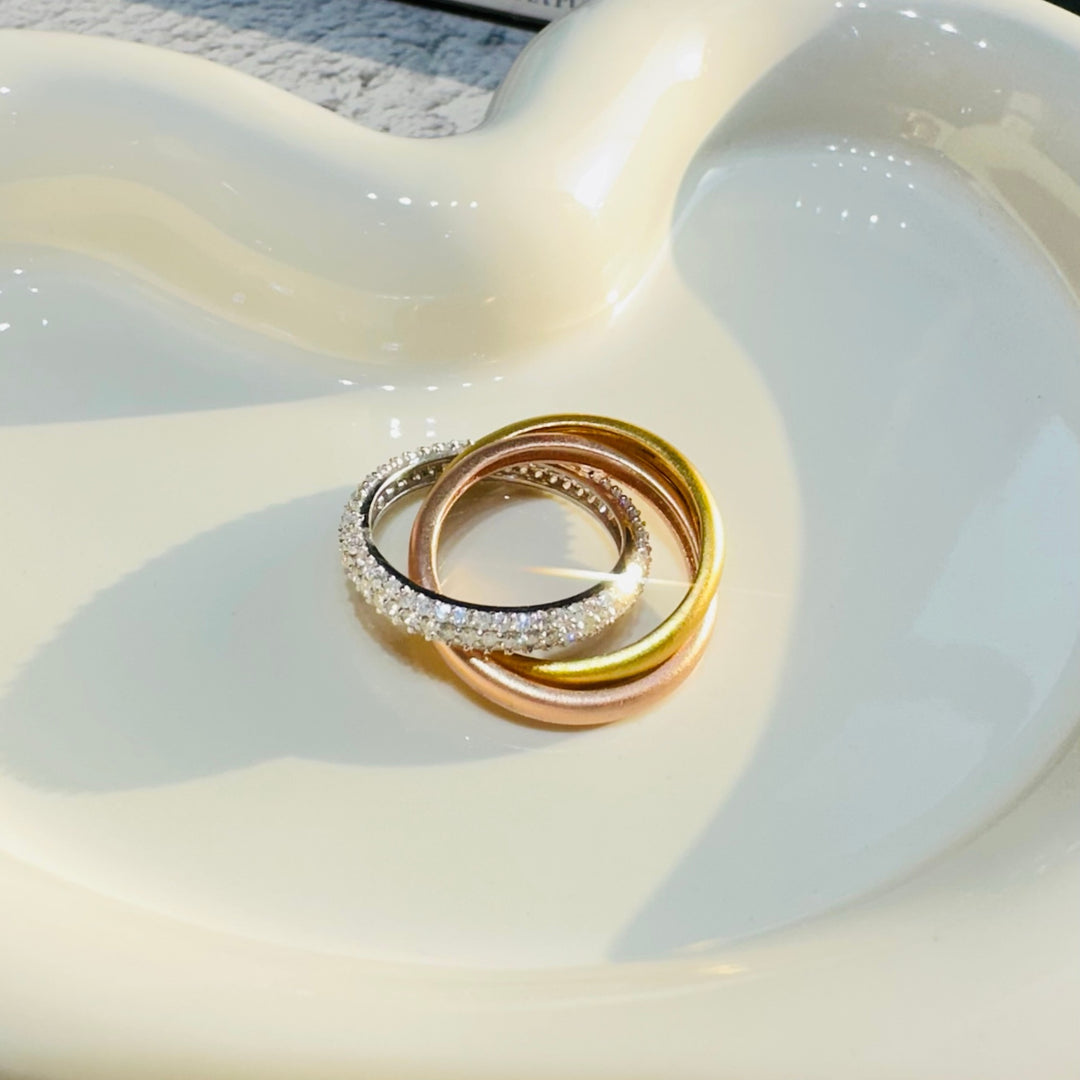 Intertwined Ring